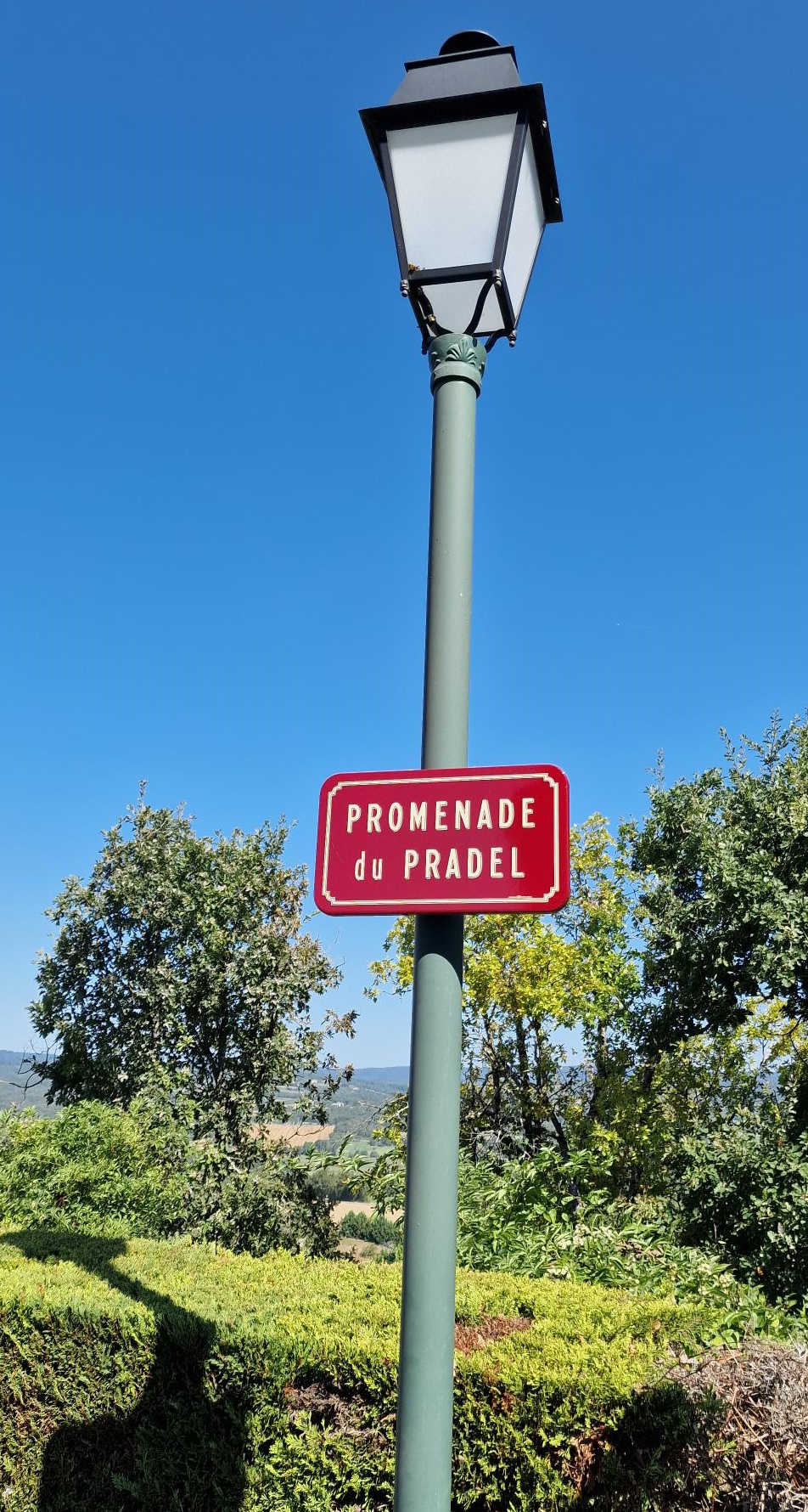 Pradel sign remains. Source: Private